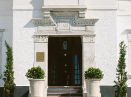 The Convent Hotel, hotel in Auckland