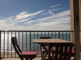 Apartamento frente al mar en Calpe con parking para 4 personas