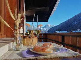 Casa Minela, hotel in Falcade