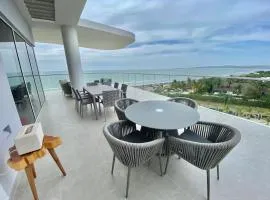 Serena del Mar, Morros IO