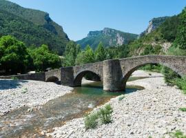 Hostal Almadiero