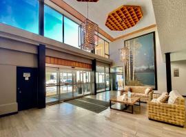 Ramada by Wyndham Whitecourt: Whitecourt şehrinde bir otel