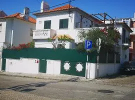 Caparica Surf Villa