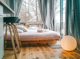 LushHills - Tiny House - Modern House On Wheels, minicasa en Regulice