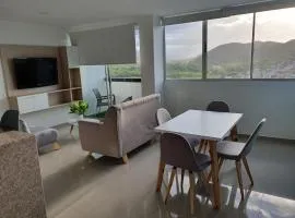 Excelente Apartamento Completo, en la mejor zona