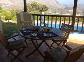 Crete Family Villas, hotel v destinaci Pentamodi