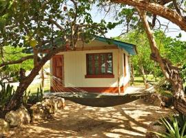 Coral Cove Beach Resort & Spa, Hotel in Little Bay
