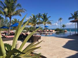 Sky Beach Club, Hotel in Governors Harbour