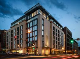 The Maven Hotel at Dairy Block, hotel near Coors Field, Denver