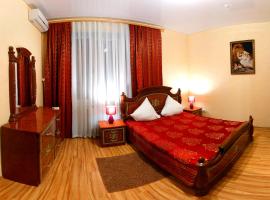 De Luxe, Hotel in Chmilnyk