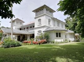 Manor House-Kandy, hotel keluarga di Kandy