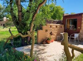 Cabaña El Cardón,casita en el campo quebradeño, complejo de cabañas en Humahuaca