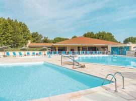 Azureva Saint Cyprien, hotel em Saint-Cyprien