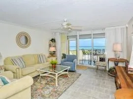 LaPlaya 204D Beach-lovers paradise 200 feet of private beach along the turquoise Gulf of Mexico