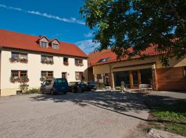 Haflingerhof Galster – hotel z parkingiem w mieście Burghaslach