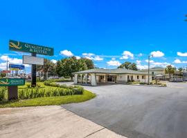 Quality Inn & Suites Downtown – hotel w pobliżu miejsca Lotnisko Orlando Executive - ORL w Orlando