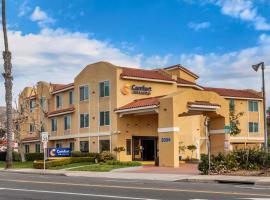 Comfort Inn & Suites Ventura Beach, hotel v destinaci Ventura