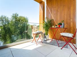 Il Lago - Sunrise - Cozy Luxurious Smart Home By The Lake, hotell sihtkohas Voluntari