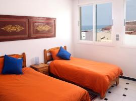 Ifni Surf Hostal – hotel w mieście Sidi Ifni