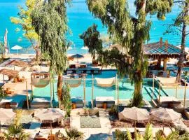 MAKO Sea & Suites