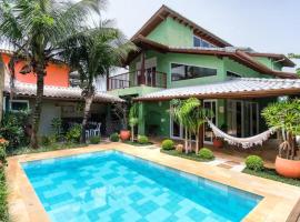CHARMOSA CASA EM CONDO A 01 QUADRA DA PRAIA DO SAPE UBATUBA com churrasqueira, forno pizza, wifi, hotel v destinaci Ubatuba