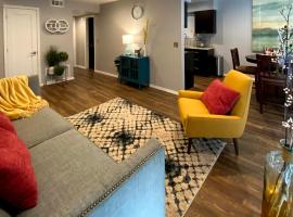 Evie's Campus-close 2 bedroom luxury, hotel in Oklahoma City