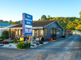 Sierra Beachfront Motel, hotel di Kaikoura