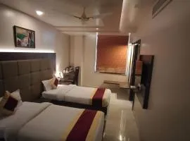 Hotel Ozas Grand