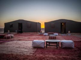 Mhamid Sahara Luxury Camp - Chez Naji, luxury hotel in Mhamid