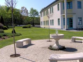 Green Hotel, hotel v destinaci Komorniki