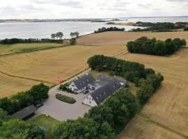 Rolsø Retreat