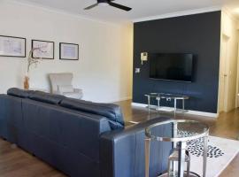Home away from Home Parramatta, apartment in Sydney