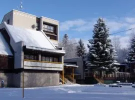 Hotel ČESKÁ FARMA