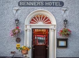 Dingle Benners Hotel, hotel di Dingle