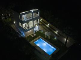 Villa Minos Plaka, hotel in Plaka