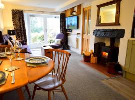 Bottom Shop, Elterwater, apartment in Chapel Stile