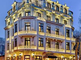 Royal Hotel, hotell i Varna