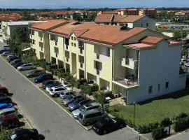 Robinia/Pinetine Lido Altanea