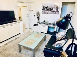 MAISON 2 CHAMBRES - LILLE - 4 PERS - 300m METRO, vacation home in Lille