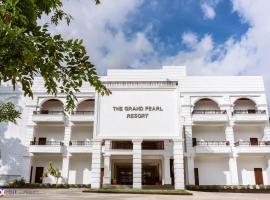 The Grand Pearl Resort, hotel yang mudah diakses di Monaragala