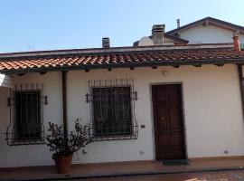 Casa Nuccia gentili david, căn hộ dịch vụ ở Marina di Massa