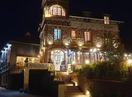 Les Cloches de Corneville, hotelli, jossa on pysäköintimahdollisuus kohteessa Corneville-sur-Risle