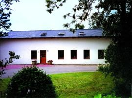 Ferienhof Budach, фермерский дом в городе Хандевит