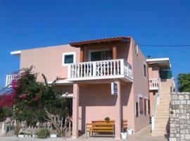 Studio Manora Sucuraj, hotel v Sućuraji