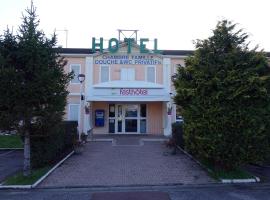 Fasthotel Bordeaux Eysines, viešbutis mieste Ezinas