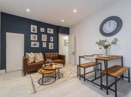 South View - 3 bed modern Chester house - Close to city centre, hotel in Chester