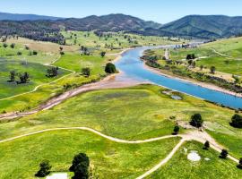 Pether Cottage - Talbingo NSW, hotel pro pobyt s dom&aacute;c&iacute;mi mazl&iacute;čky v destinaci Talbingo