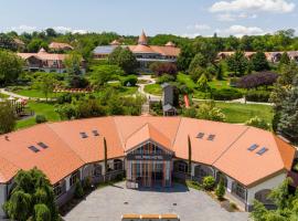 Kolping Family Resort, hotel v destinaci Hévíz