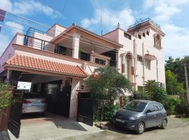 Coimbatore Home Stay & Serviced Apartment, хотел в Коимбаторе