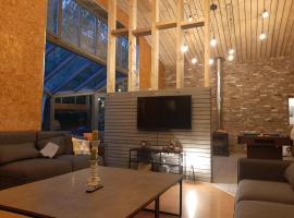 O PtiRimont, hotel v mestu Waimes